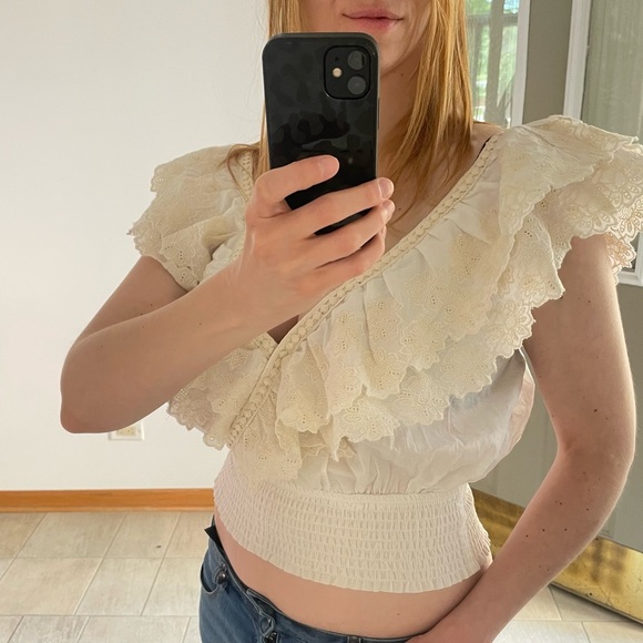 Jennifer & Grace Beige Eyelet Lace Ruffle V Neck Blouse - S - Picture 12 of 14